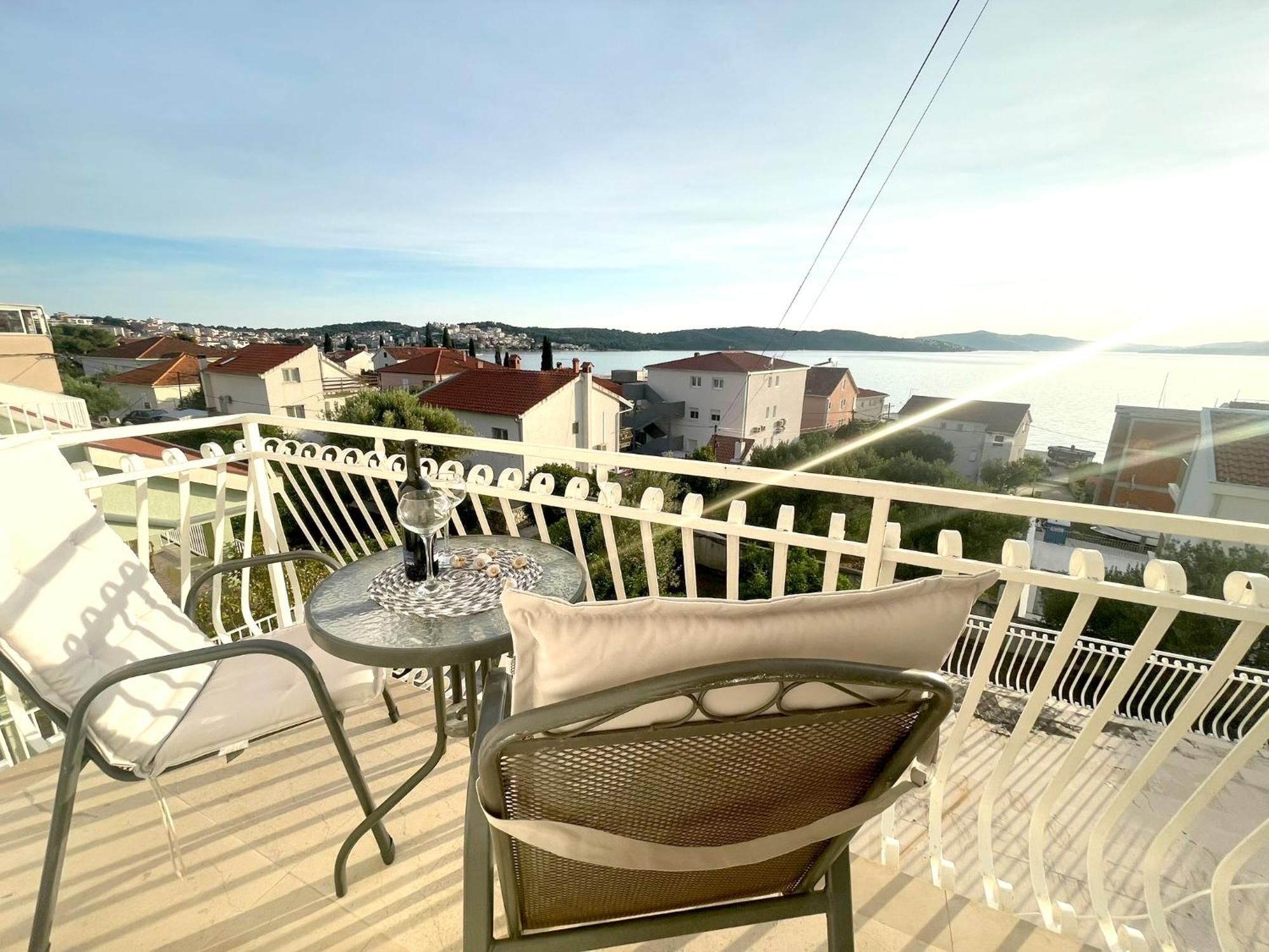 Apartamento Roma Trogir Exterior foto