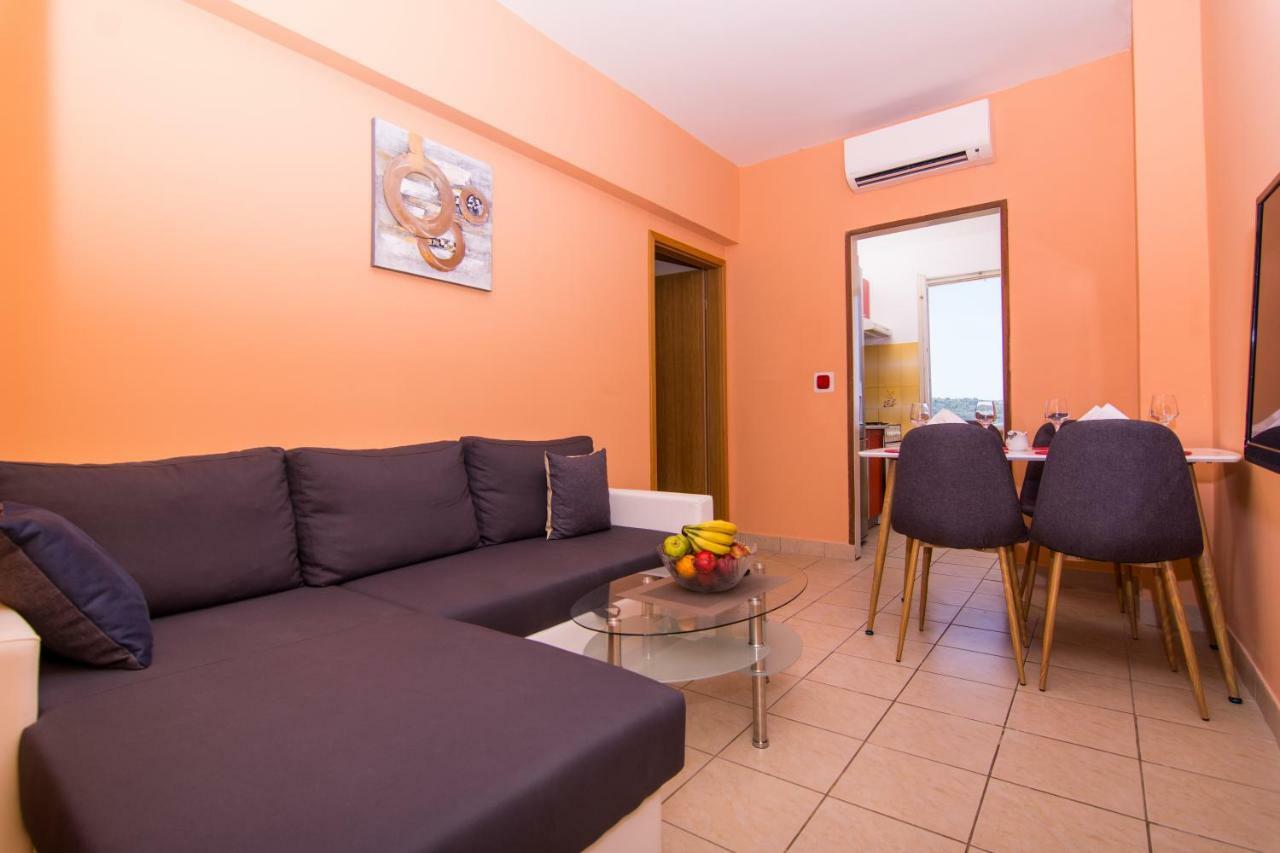 Apartamento Roma Trogir Exterior foto